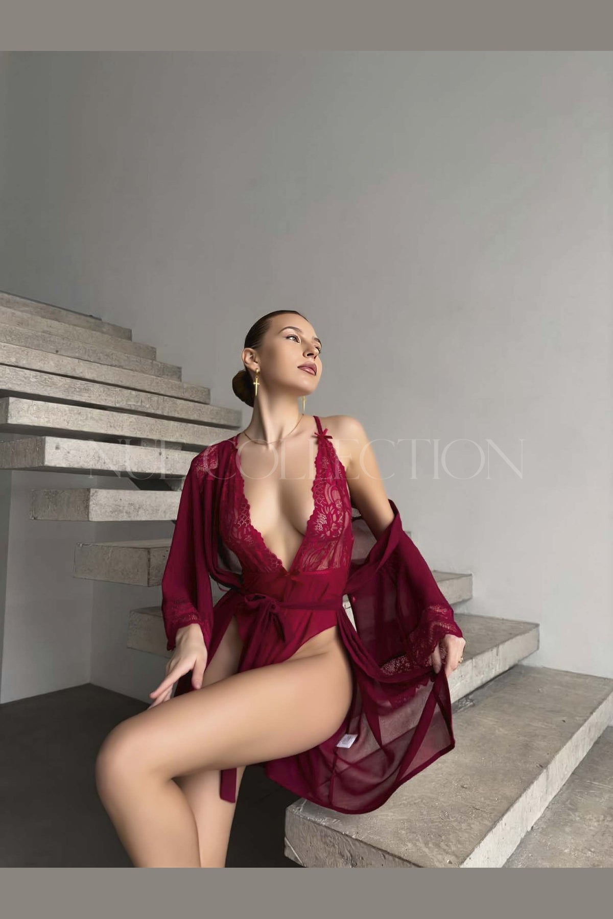 Nue Collection Yume bordo dantel kollu tül kimono sabahlık – önden görünüm